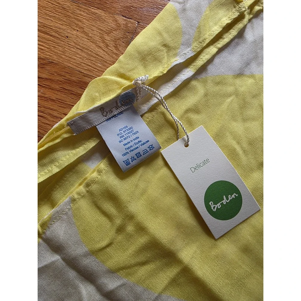 Boden Scarf Wrap Large Yellow Polka Dots NWT Lightweight Summer feminine